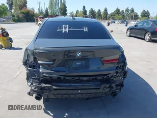 2023 BMW 3 Series 330i с VIN 3MW69FF08P8C94593, выставлен на аукционе IAAI как лот 42082752 с пробегом 36 066 миль миль и . История ставок и продаж доступна на DreamBid. Изображение 6.