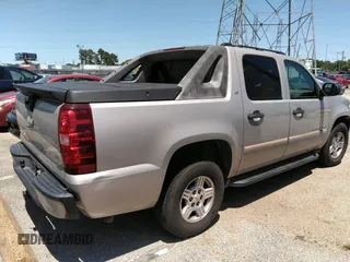 2007 Chevrolet Avalanche LTZ z VIN 3GNEC12087G182432, wystawiony jako IAAI lot #42344553 z przebiegiem Nie podano mil oraz . Historia ofert i sprzedaży dostępna na DreamBid. Obrazek 4.