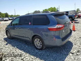 2015 Toyota Sienna XLE with VIN 5TDYK3DCXFS676402, listed as a Copart auction lot 54733845 with 173,044 mi miles and Salvage Title. Bid and sale history available at DreamBid. Image 2.