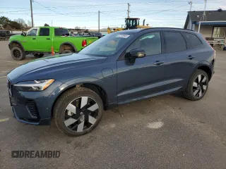 2024 Volvo XC60 Recharge Plug-In Hybrid Ultimate Dark Theme with VIN YV4H60DMXR1743817, listed as a Copart auction lot 81370944 with 5,279 mi miles and Salvage Title. Bid and sale history available at carsss.com. Image 1.