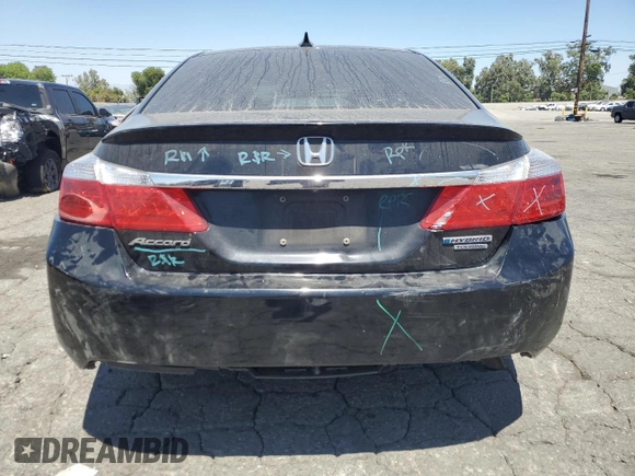 2015 Honda Accord Touring with VIN 1HGCR6F75FA000932, listed as a Copart auction lot 60682095 with 143,105 mi miles and Salvage title. Bid and sale history available at DreamBid. Image 6.