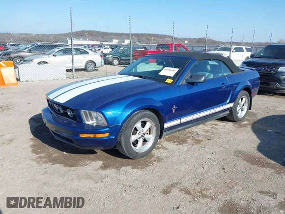 2008 Ford Mustang Deluxe with VIN 1ZVHT84N685117737, listed as a IAAI auction lot 41086449 with 215,136 mi miles and . Bid and sale history available at carsss.com. Image 17.