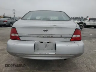 2000 Nissan Altima GXE with VIN 1N4DL01A9YC159146, listed as a Copart auction lot 75762784 with 103,612 mi miles and Salvage Title. Bid and sale history available at carsss.com. Image 6.