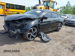 2014 Honda Accord LX z VIN 1HGCR2F31EA218029, wystawiony jako IAAI lot #42352859 z przebiegiem 143 715 mil mil oraz . Historia ofert i sprzedaży dostępna na DreamBid. Obrazek 2.