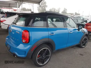 2016 MINI Countryman S with VIN WMWZC3C55GWT09717, listed as a IAAI auction lot 38404631 with 46,016 mi miles and . Bid and sale history available at DreamBid. Image 4.