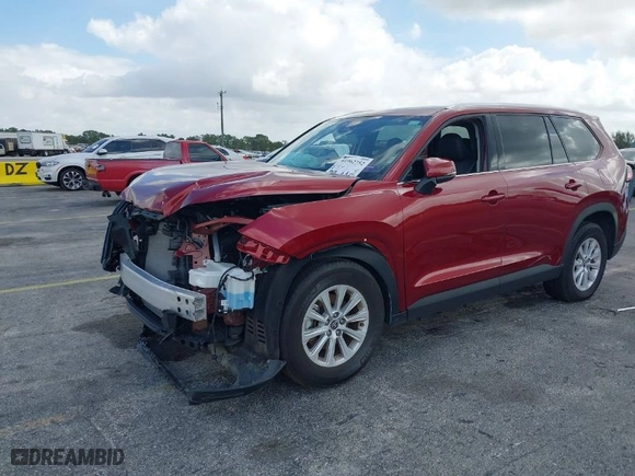 2024 Toyota Grand Highlander XLE with VIN 5TDAAAB50RS050231, listed as a IAAI auction lot 41962752 with 19,679 mi miles. Bid and sale history available at carsss.com. Image 2.