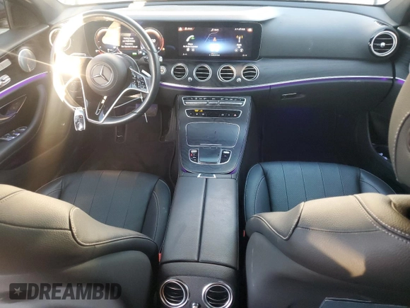 2021 Mercedes-Benz E-Class E 450 with VIN W1KZF5KBXMA934142, listed as a Copart auction lot 43231135 with 39,090 mi miles and Salvage Title. Bid and sale history available at carsss.com. Image 8.