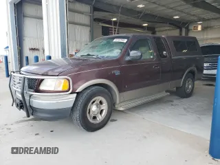 2001 Ford F-150 XL z VIN 1FTRX17W71NA45086, wystawiony jako Copart lot #54182945 z przebiegiem 173 998 mil mil oraz Szkoda całkowita • Salvage title. Historia ofert i sprzedaży dostępna na DreamBid. Obrazek 1.