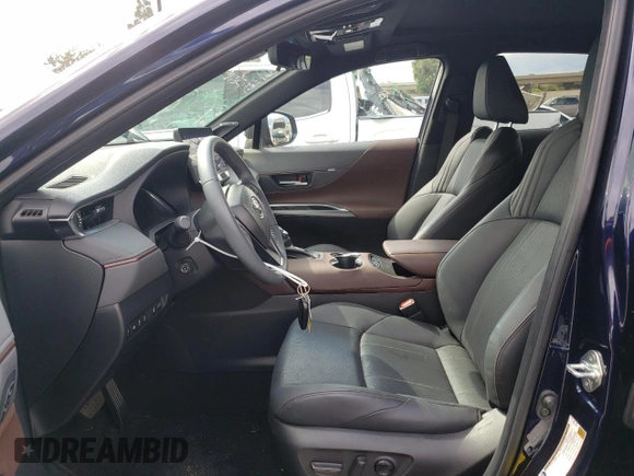 2023 Toyota Venza LE with VIN JTEAAAAH4PJ121304, listed as a Copart auction lot 45498004 with 8,882 mi miles. Bid and sale history available at carsss.com. Image 7.