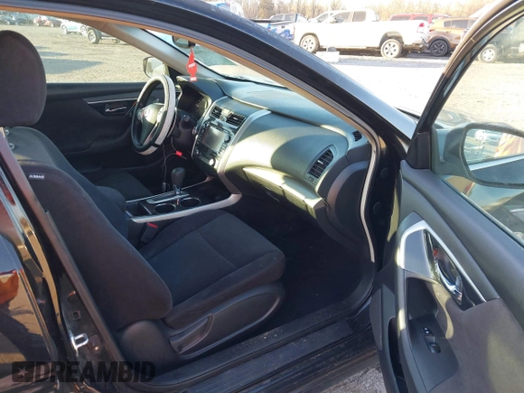 2013 Nissan Altima SV with VIN 1N4BL3AP1DN536533, listed as a IAAI auction lot 41749463 with 110,261 mi miles and . Bid and sale history available at DreamBid. Image 5.