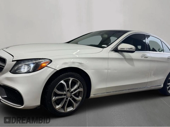 2015 Mercedes-Benz C 300 Luxury with VIN 55SWF4KB0FU020322, listed as a Copart auction lot 65088655 with 145,456 mi miles and Clean title. Bid and sale history available at DreamBid. Image 2.