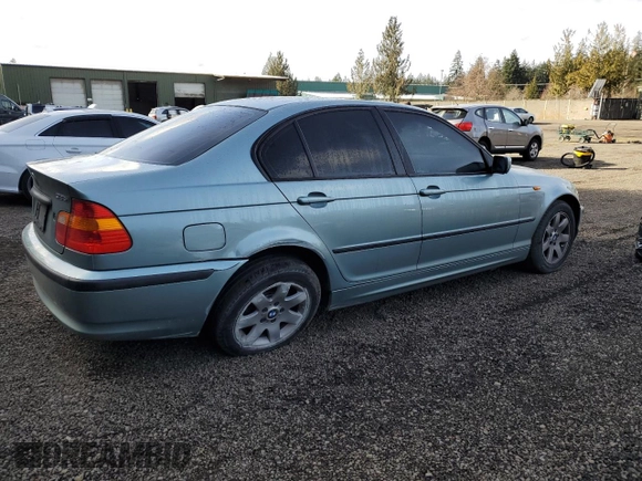 2005 BMW 3 Series 325i with VIN WBAEV33465KX09838, listed as a Copart auction lot 48338335 with 165,500 mi miles and Salvage Title. Bid and sale history available at carsss.com. Image 3.