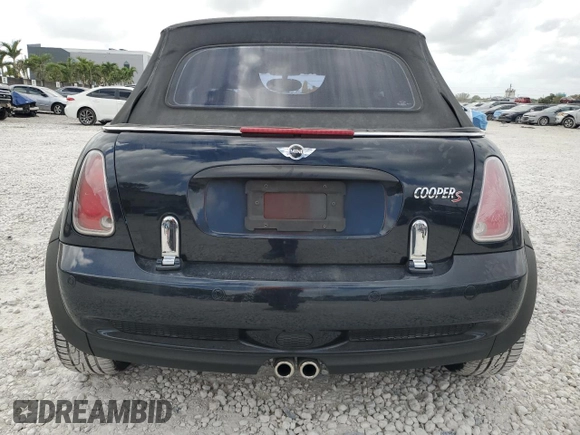 2006 MINI Convertible S z VIN WMWRH335X6TF87128, wystawiony jako Copart lot #51917565 z przebiegiem 91 741 mil mil oraz Szkoda całkowita • Salvage title. Historia ofert i sprzedaży dostępna na DreamBid. Obrazek 6.