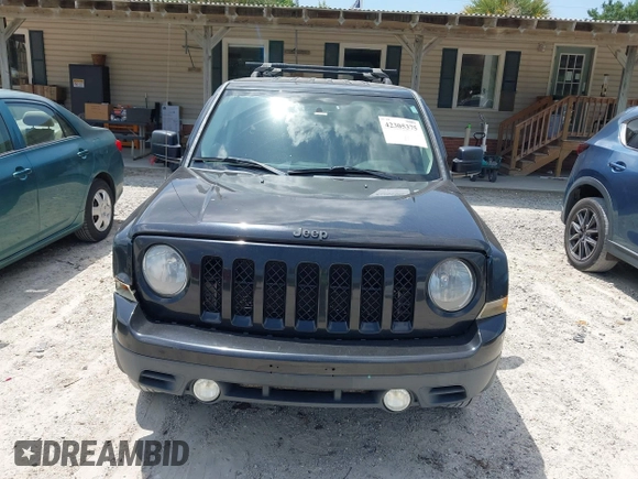 2015 Jeep Patriot Sport with VIN 1C4NJRBB2FD438977, listed as a IAAI auction lot 42305375 with 166,925 mi miles and . Bid and sale history available at DreamBid. Image 6.