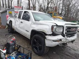 2019 GMC Sierra 1500 with VIN 2GTV2LEC4K1221175, listed as a IAAI auction lot 41683479 with 52,638 mi miles and . Bid and sale history available at DreamBid. Image 1.
