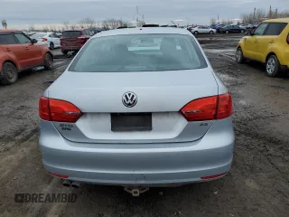 2013 Volkswagen Jetta SE z VIN 3VWBX7AJ5DM381039, wystawiony jako Copart lot #49706665 z przebiegiem 197 370 mil mil oraz Szkoda całkowita • Salvage title. Historia ofert i sprzedaży dostępna na DreamBid. Obrazek 6.