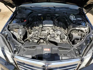 2010 Mercedes-Benz E 350 Luxury с VIN WDDHF5GB3AA221521, выставлен на аукционе Copart как лот 57143945 с пробегом Не указан миль и Списание • Salvage title. История ставок и продаж доступна на DreamBid. Изображение 11.