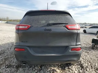 2018 Jeep Cherokee Latitude Tech Connect with VIN 1C4PJMCB0JD527532, listed as a Copart auction lot 53877745 with 246,032 mi miles and Clean Title. Bid and sale history available at carsss.com. Image 6.