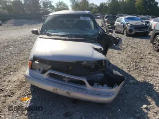 1998 Ford Windstar LX with VIN 2FMZA5145WBC60920, listed as a Copart auction lot 71553874 with 232,744 mi miles and Non Repairable. Bid and sale history available at carsss.com. Image 5.