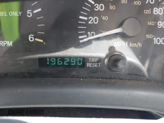 1999 Jeep Cherokee Sport with VIN 1J4FF68S0XL640066, listed as a IAAI auction lot 42768166 with 196,290 mi miles and . Bid and sale history available at DreamBid. Image 7.