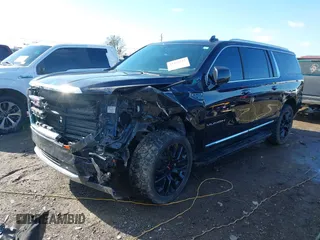 2022 GMC Yukon XL SLT with VIN 1GKS2GKDXNR134694, listed as a IAAI auction lot 41475723 with 52,579 mi miles. Bid and sale history available at carsss.com. Image 2.