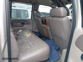 1999 Ford Super Duty F-350 SRW XL with VIN 1FTSW31F4XEC57817, listed as a IAAI auction lot 41272762 with 96,842 mi miles. Bid and sale history available at carsss.com. Image 8.