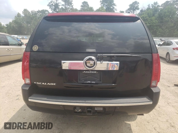 2007 Cadillac Escalade z VIN 1GYFK63867R134052, wystawiony jako Copart lot #59146595 z przebiegiem 241 037 mil mil oraz Szkoda całkowita • Salvage title. Historia ofert i sprzedaży dostępna na DreamBid. Obrazek 6.