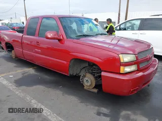2005 Chevrolet Silverado 1500 LS with VIN 2GCEC19V751181627, listed as a IAAI auction lot 41471447 with 186,709 mi miles and . Bid and sale history available at DreamBid. Image 1.