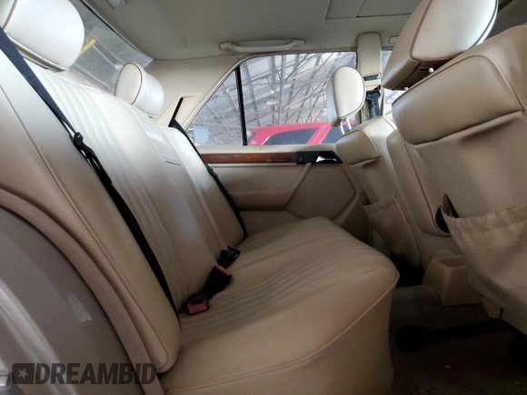 1990 Mercedes-Benz 300 with VIN WDBEA26D3LB134095, listed as a Copart auction lot 86105544 with 143,785 mi miles and Clean Title. Bid and sale history available at DreamBid. Image 10.
