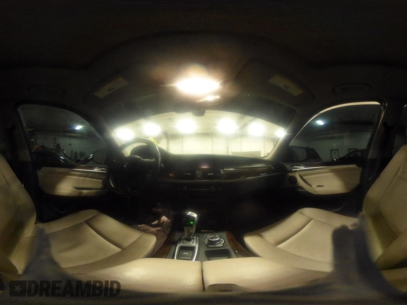 2012 BMW X5 35i with VIN 5UXZV4C55CL990510, listed as a IAAI auction lot 41849293 with 117,522 mi miles and . Bid and sale history available at DreamBid. Image 18.