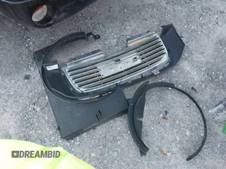 2005 GMC Envoy SLE with VIN 1GKDS13S352215032, listed as a IAAI auction lot 41221612 with 260,647 mi miles and . Bid and sale history available at DreamBid. Image 12.