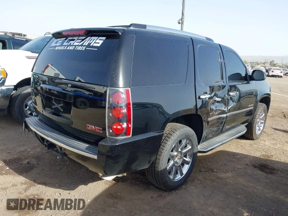 2010 GMC Yukon Denali with VIN 1GKUCEEF4AR235246, listed as a IAAI auction lot 41686326 with 299,687 mi miles. Bid and sale history available at carsss.com. Image 4.