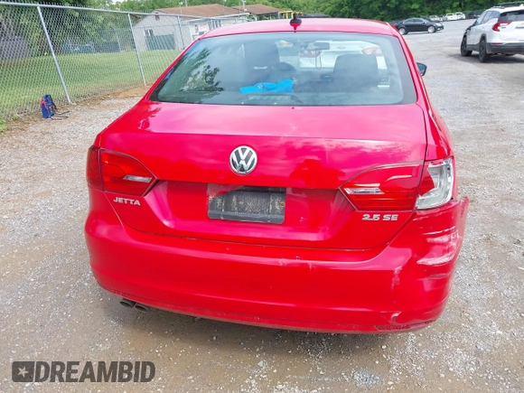 2013 Volkswagen Jetta SE with VIN 3VWDP7AJ6DM211202, listed as a IAAI auction lot 42365930 with 175,801 mi miles and . Bid and sale history available at DreamBid. Image 17.