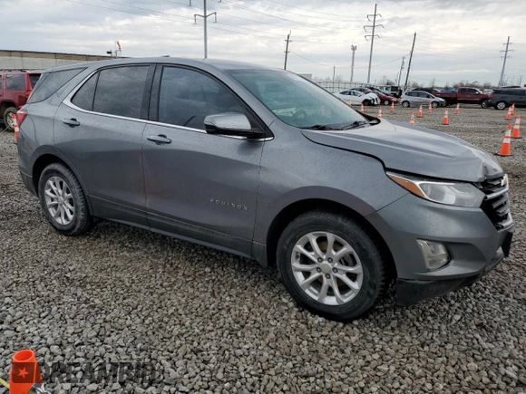 2018 Chevrolet Equinox LT with VIN 3GNAXJEV1JL122582, listed as a Copart auction lot 50991345 with 114,264 mi miles and Salvage Title. Bid and sale history available at carsss.com. Image 4.