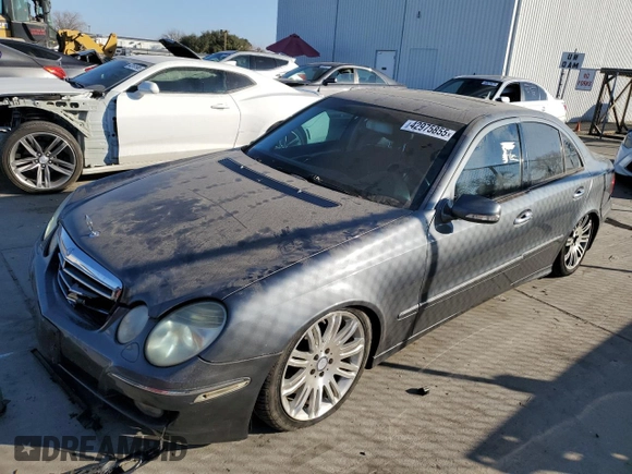 2007 Mercedes-Benz E 550 with VIN WDBUF72X57B086440, listed as a Copart auction lot 42975855 with 178,032 mi miles and Salvage Title. Bid and sale history available at DreamBid. Image 1.