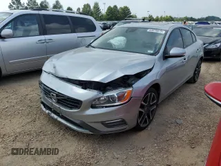 2017 Volvo S60 Dynamic with VIN YV126MFL0H2439547, listed as a Copart auction lot 65078673 with 207,624 mi miles. Bid and sale history available at carsss.com. Image 1.