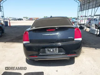 2018 Chrysler 300 S with VIN 2C3CCABGXJH254868, listed as a IAAI auction lot 41992014 with 173,593 mi miles and . Bid and sale history available at DreamBid. Image 17.