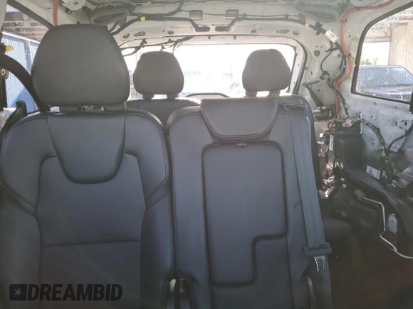 2022 Volvo XC90 Momentum with VIN YV4102CK3N1871325, listed as a Copart auction lot 46592915 with 21,147 mi miles and Salvage Title. Bid and sale history available at DreamBid. Image 10.