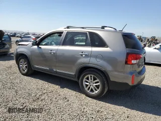 2014 Kia Sorento LX with VIN 5XYKT4A74EG539743, listed as a Copart auction lot 47285675 with 105,956 mi miles and Salvage Title. Bid and sale history available at carsss.com. Image 2.