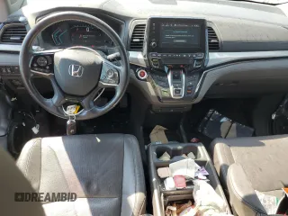2018 Honda Odyssey Elite with VIN 5FNRL6H94JB010442, listed as a Copart auction lot 62077815 with 118,058 mi miles and Salvage title. Bid and sale history available at DreamBid. Image 8.