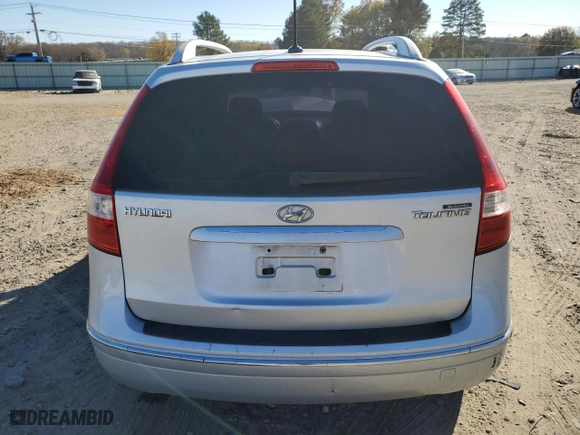 2011 Hyundai Elantra Touring SE with VIN KMHDC8AE7BU117681, listed as a Copart auction lot 83182044 with 203,615 mi miles and Salvage Title. Bid and sale history available at carsss.com. Image 6.