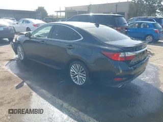 2016 Lexus ES with VIN JTHBK1GG7G2226402, listed as a IAAI auction lot 41882783 with 98,150 mi miles. Bid and sale history available at carsss.com. Image 3.