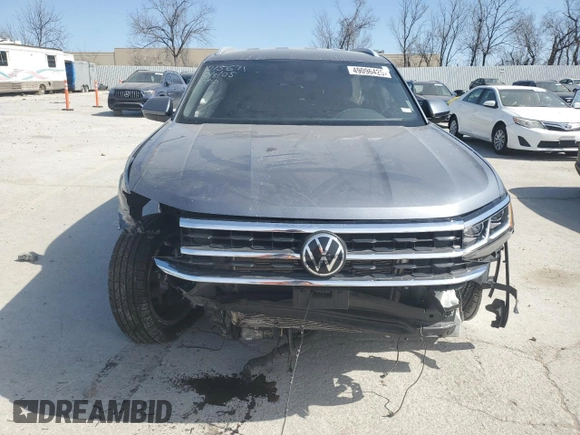 2020 Volkswagen Atlas SE z VIN 1V21E2CAXLC226750, wystawiony jako Copart lot #49096425 z przebiegiem 72 260 mil mil oraz Szkoda całkowita • Salvage title. Historia ofert i sprzedaży dostępna na DreamBid. Obrazek 5.