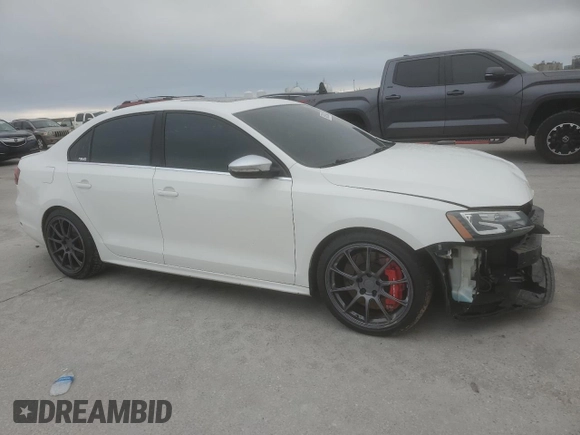 2013 Volkswagen Jetta GLI Autobahn with VIN 3VW4A7AJ8DM376492, listed as a Copart auction lot 50999815 with Not Provided miles and Salvage Title. Bid and sale history available at DreamBid. Image 4.