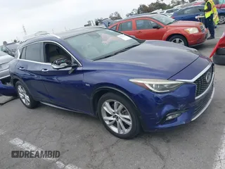 2018 Infiniti QX30 Pure z VIN SJKCH5CP8JA046812, wystawiony jako IAAI lot #42179966 z przebiegiem 141 662 mil mil oraz . Historia ofert i sprzedaży dostępna na DreamBid. Obrazek 1.