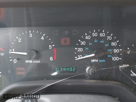 2000 Jeep Wrangler Sport with VIN 1J4FA49S2YP768451, listed as a IAAI auction lot 42136785 with 74,492 mi miles. Bid and sale history available at carsss.com. Image 7.