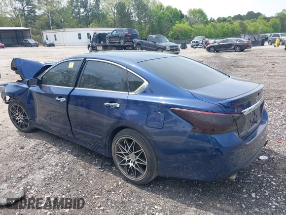 2016 Nissan Altima SR with VIN 1N4AL3APXGC170261, listed as a IAAI auction lot 42041616 with 135,175 mi miles and . Bid and sale history available at DreamBid. Image 3.