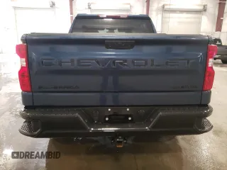 2022 Chevrolet Silverado 1500 Custom Trail Boss with VIN 3GCPDCEK6NG532726, listed as a Copart auction lot 43527885 with 21,634 mi miles and Salvage Title. Bid and sale history available at carsss.com. Image 6.