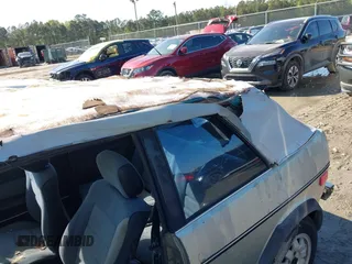 1985 Volkswagen Golf с VIN WVWCA0155FK017233, выставлен на аукционе IAAI как лот 41983386 с пробегом 209 428 миль миль и . История ставок и продаж доступна на DreamBid. Изображение 6.