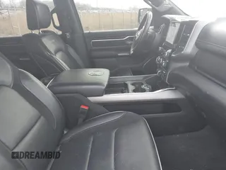 2022 Ram 1500 Laramie with VIN 1C6SRFJT6NN402536, listed as a IAAI auction lot 42109220 with 29,618 mi miles and . Bid and sale history available at DreamBid. Image 5.